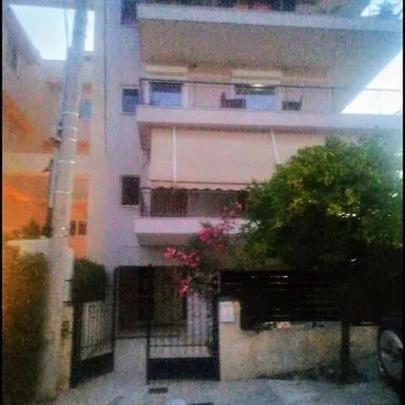 55sm Voula 4pax Athens